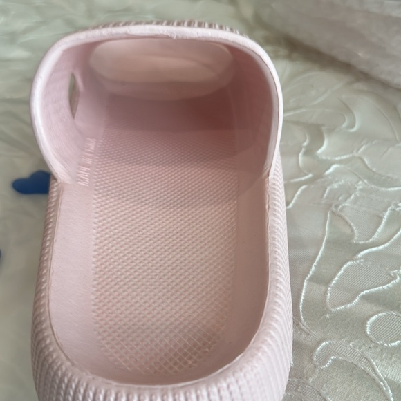 The Cloudies! Pink Slide Sandals - Picture 2 of 5